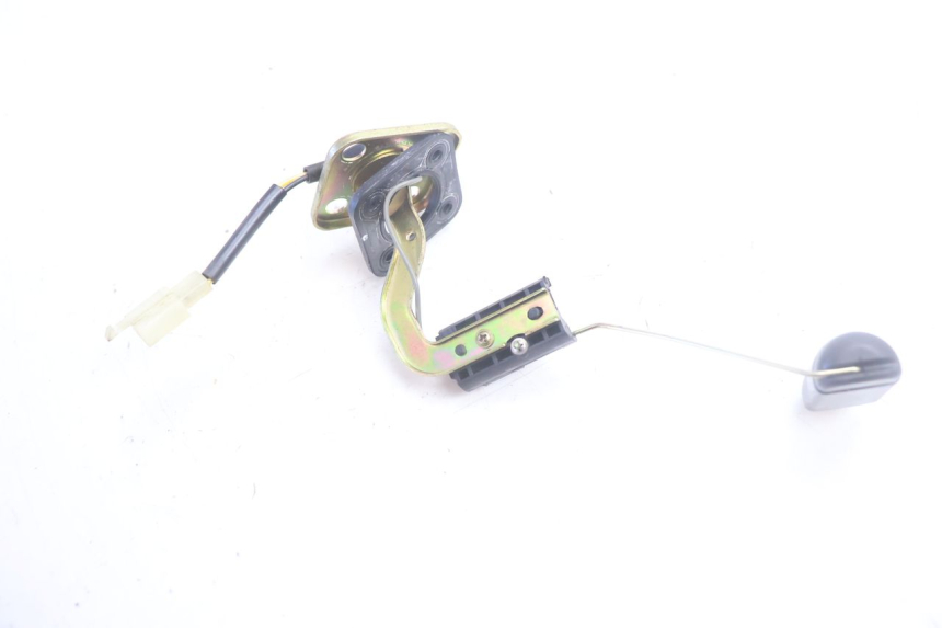 photo de OLIETANKMETER PEUGEOT KISBEE 4T 50 (2018 - 2022) - Zoom op gebruiksstaat