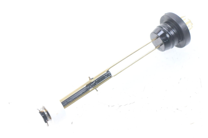 photo de OLIEPEILSTOK TANK PEUGEOT LUDIX 50 (2008 - 2017) - Detail van het onderdeel