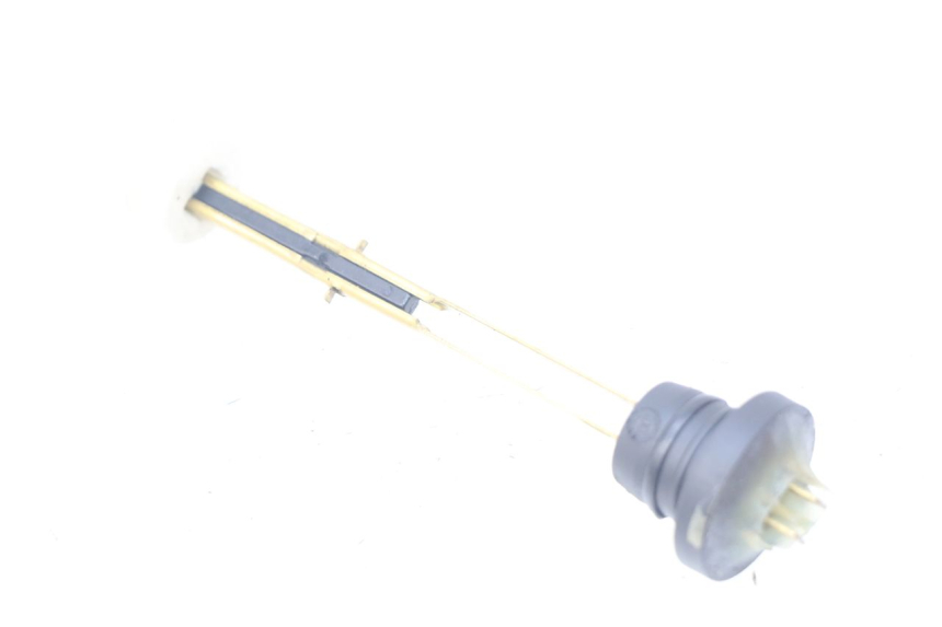 photo de OLIEPEILSTOK TANK PEUGEOT LUDIX 50 (2008 - 2017) - Zoom op gebruiksstaat