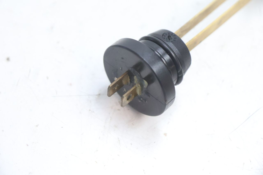 photo de OLIETANKMETER PEUGEOT LUDIX ONE 14P 50 (2004 - 2013) - Detail van het onderdeel