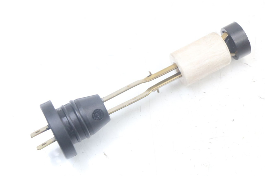 photo de OLIEPEILSTOK TANK MBK MACH G AC 50 (2002 - 2014) - Hoofdaanzicht