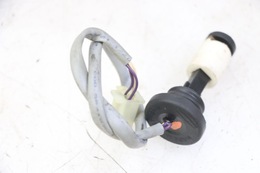 photo de OLIEPEILSTOK TANK PIAGGIO NEW TYPHOON 50 (2018 - 2021) - Detail van het onderdeel