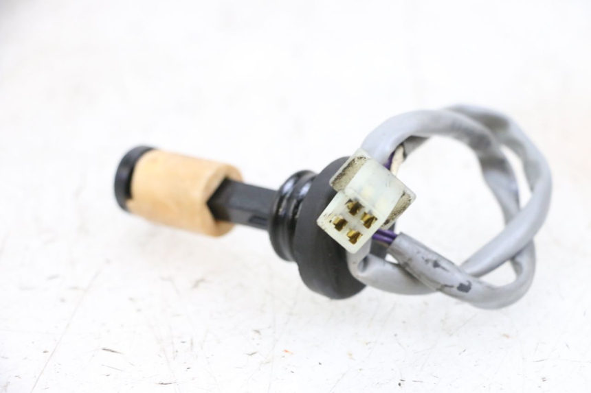 photo de OLIEPEILSTOK TANK PIAGGIO NEW TYPHOON 50 (2018 - 2021) - Zoom op gebruiksstaat