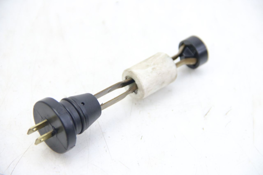 photo de OLIEPEILSTOK TANK MBK OVETTO 2T 50 (2007 - 2017) - Detail van het onderdeel