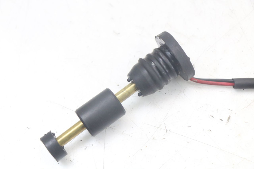 photo de OLIEPEILSTOK TANK KEEWAY RY6 2T 50 (2011 - 2019) - Detail van het onderdeel