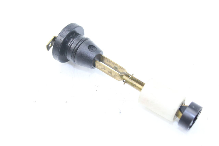 photo de OLIEPEILSTOK TANK YAMAHA SLIDER NAKED 50 (2004 - 2018) - Detail van het onderdeel