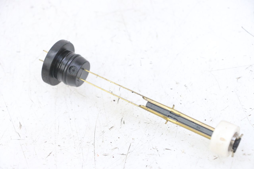 photo de OLIEPEILSTOK TANK PEUGEOT SPEEDFIGHT 2 LC 50 (2000 - 2009) - Zoom op gebruiksstaat