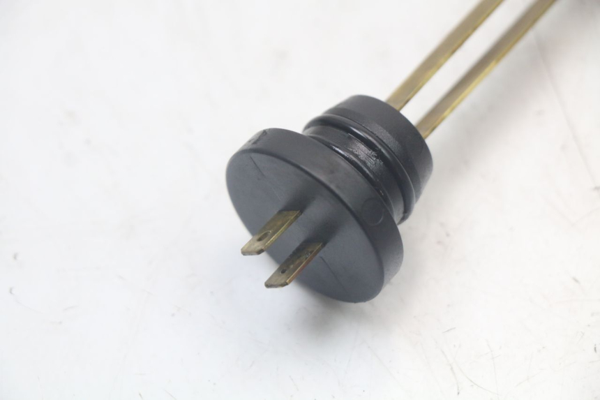 photo de OLIEPEILSTOK TANK PEUGEOT SPEEDFIGHT 100 (1997 - 2007) - Detail van het onderdeel