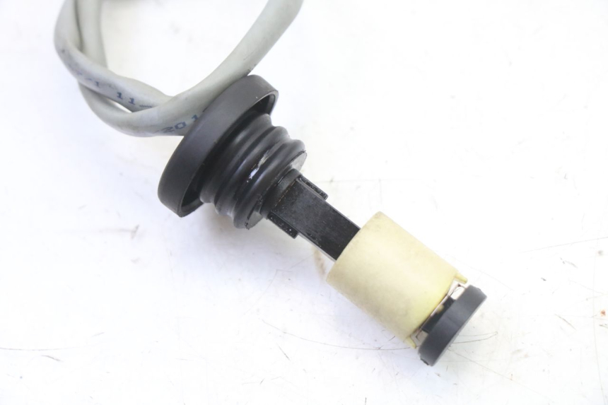 photo de OLIEPEILSTOK TANK APRILIA SR 2T 50 (2018 - 2022) - Zoom op gebruiksstaat