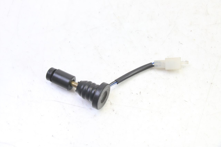 photo de OLIEPEILSTOK TANK PEUGEOT STREETZONE I NAKED 2T 50 (2018 - 2020) - Andere kijkhoek