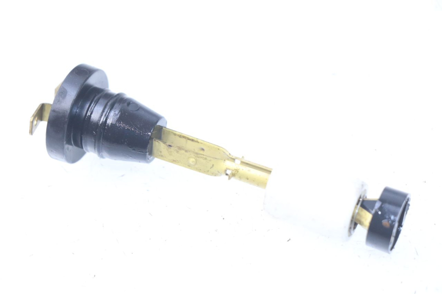 photo de OLIEPEILSTOK TANK MBK STUNT NAKED 50 (2004 - 2018) - Detail van het onderdeel