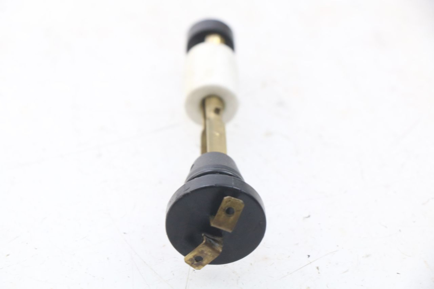 photo de OLIEPEILSTOK TANK MBK STUNT NAKED 50 (2004 - 2018) - Detail van het onderdeel