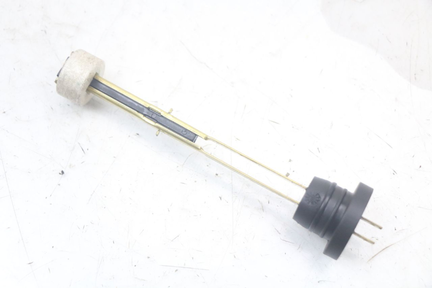 photo de OLIEPEILSTOK TANK PEUGEOT TKR TREKKER FURIOUS 50 (2005 - 2014) - Detail van het onderdeel