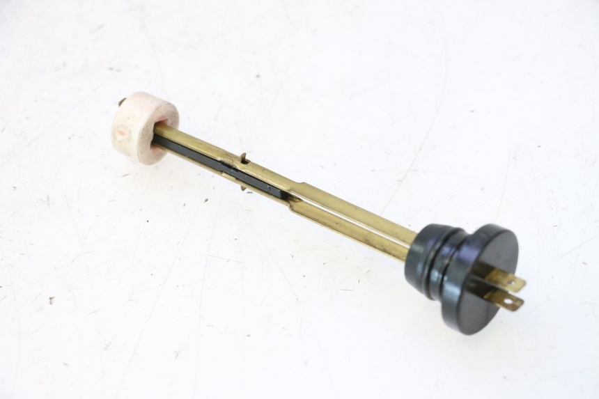 photo de OLIEPEILSTOK TANK PEUGEOT TREKKER 50 (1995 - 2004) - Hoofdaanzicht