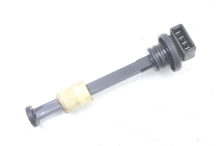 photo de OLIEPEILSTOK TANK PIAGGIO TYPHOON 50 (2000 - 2009) - Hoofdaanzicht