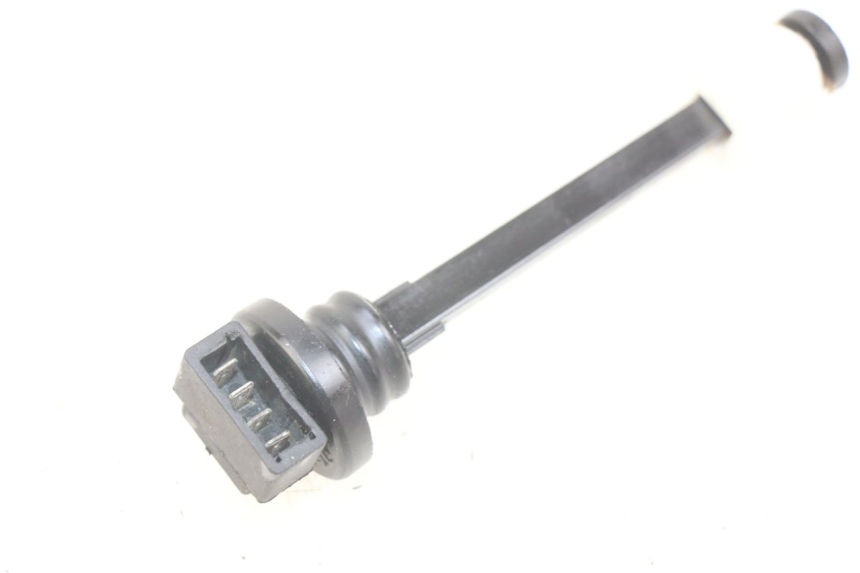 photo de OLIEPEILSTOK TANK PIAGGIO VESPA PRIMAVERA 2T 50 (2013 - 2018) - Hoofdaanzicht