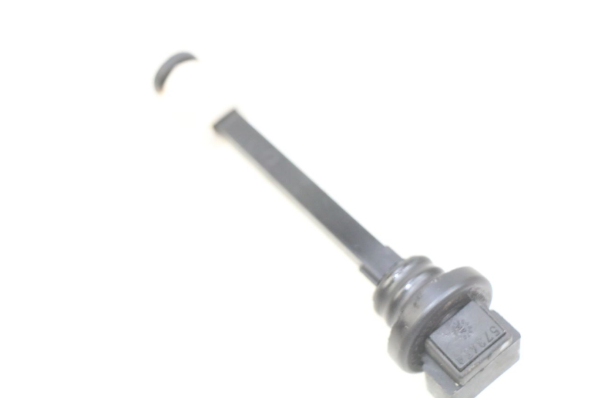 photo de OLIEPEILSTOK TANK PIAGGIO VESPA PRIMAVERA 2T 50 (2013 - 2018) - Detail van het onderdeel