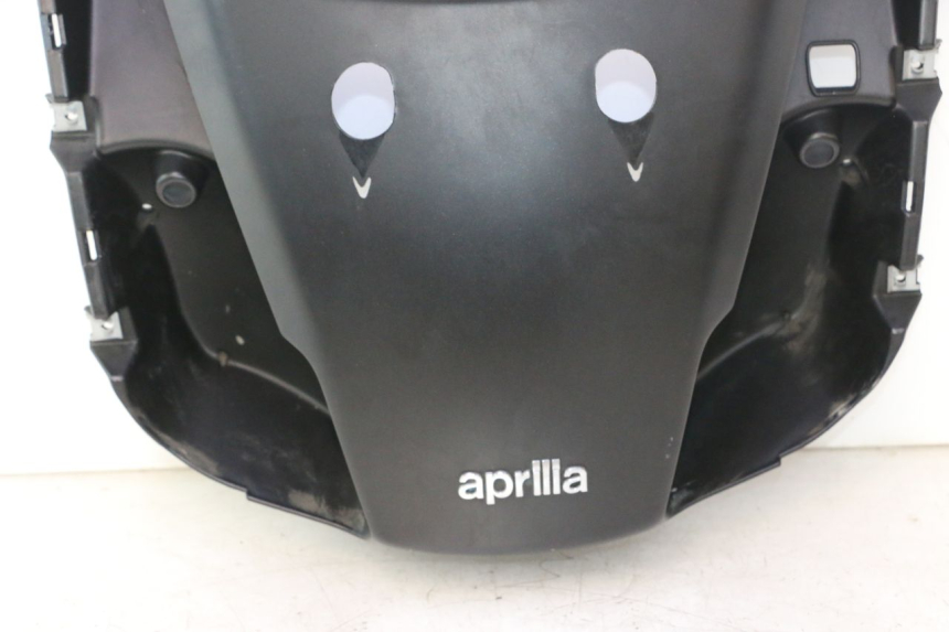 photo de ACHTERKAP VERBINDING APRILIA ATLANTIC S 125 (2010 - 2013) - Detail van het onderdeel