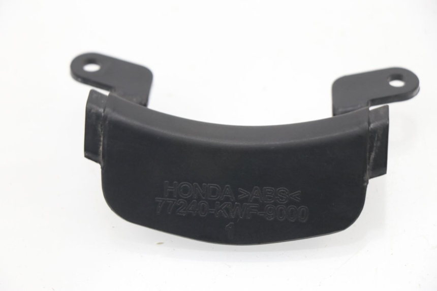 photo de ACHTERKAP VERBINDING HONDA CBF 125 (2009 - 2015) - Hoofdaanzicht