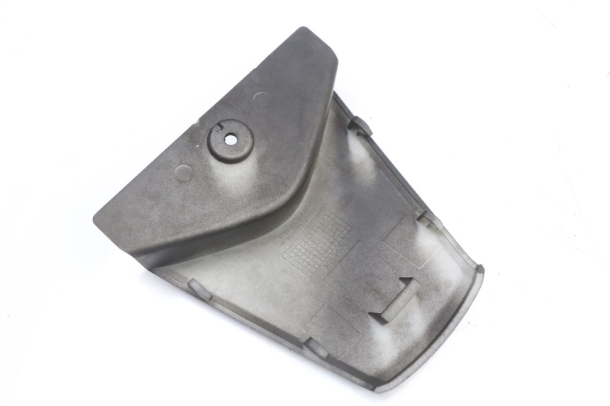 photo de ACHTERKAP VERBINDING LONGJIA EASY MAX 125 (2020 - 2024) - Detail van het onderdeel