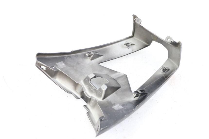 photo de ACHTERKAP VERBINDING PEUGEOT GEOPOLIS RS 125 (2007 - 2009) - Detail van het onderdeel