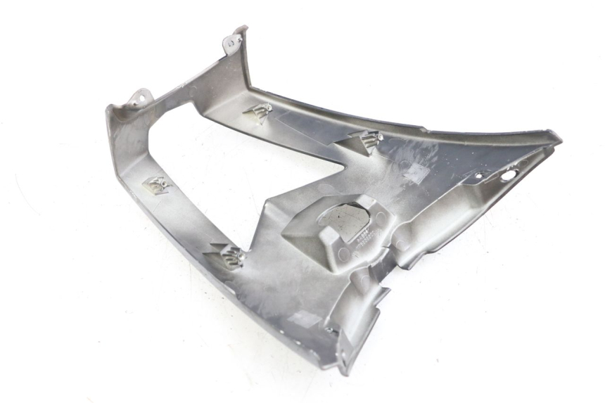 photo de ACHTERKAP VERBINDING PEUGEOT GEOPOLIS RS 125 (2007 - 2009) - Zoom op gebruiksstaat