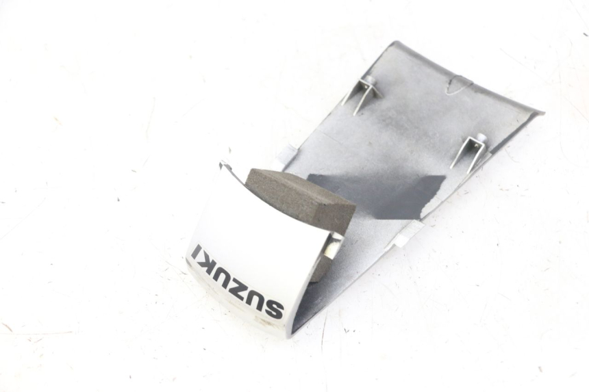photo de ACHTERKAP VERBINDING SUZUKI GS GSE 500 (2001 - 2003) - Detail van het onderdeel
