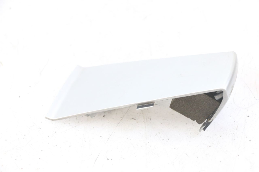 photo de ACHTERKAP VERBINDING SUZUKI GS GSE 500 (2001 - 2003) - Technische close-up