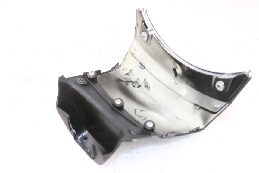 photo de ACHTERKAP VERBINDING JM MOTORS GTS 125 (2015 - 2019) - Zoom op gebruiksstaat