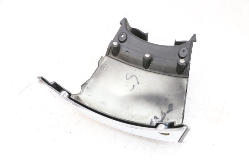 photo de ACHTERKAP VERBINDING JM MOTORS GTS 125 (2015 - 2019) - Technische close-up