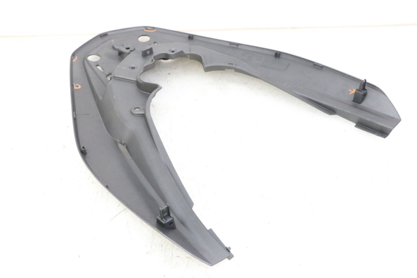 photo de ACHTERKAP VERBINDING HONDA PCX (JF57/JF64) 125 (2014 - 2018) - Detail van het onderdeel