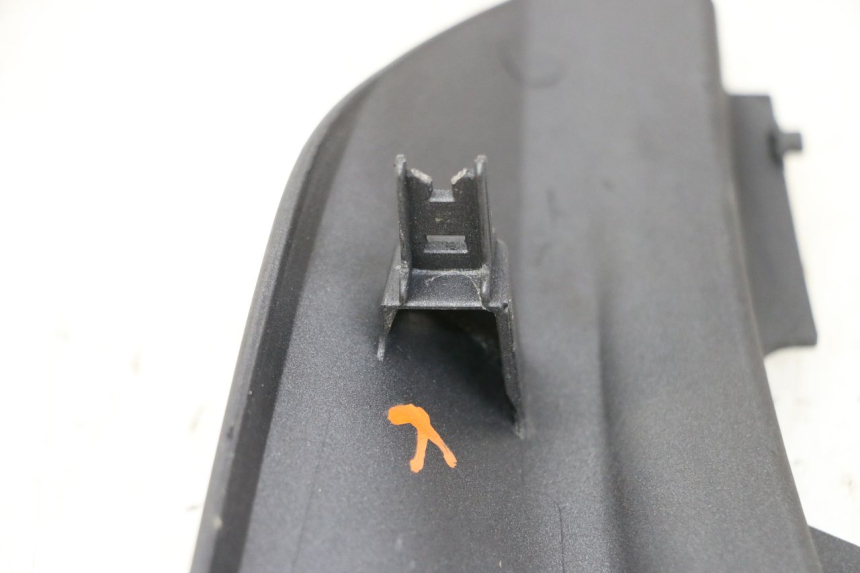 photo de ACHTERKAP VERBINDING HONDA PCX (JF57/JF64) 125 (2014 - 2018) - Andere kijkhoek