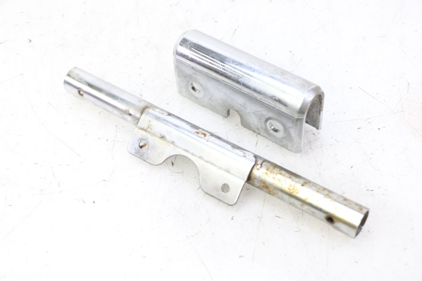 photo de Achterste onderste kuipverbinding HYOSUNG GV AQUILA 125 (2000 - 2009) - Hoofdaanzicht