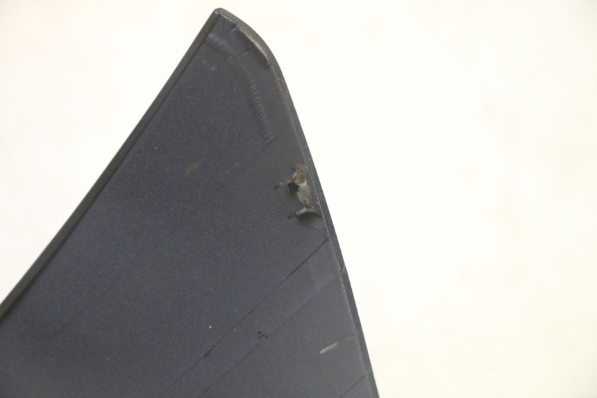 photo de Achterste onderste kuipverbinding SUZUKI BURGMAN 125 (2007 - 2014) - Productaanzicht