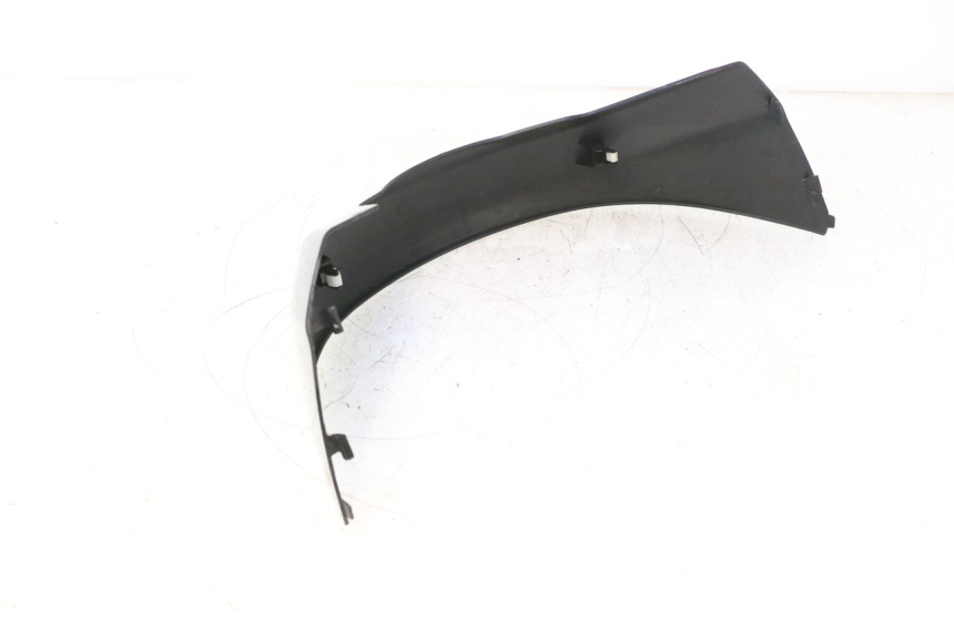 photo de Achterste onderste kuipverbinding SUZUKI BURGMAN 125 (2007 - 2014) - Andere kijkhoek