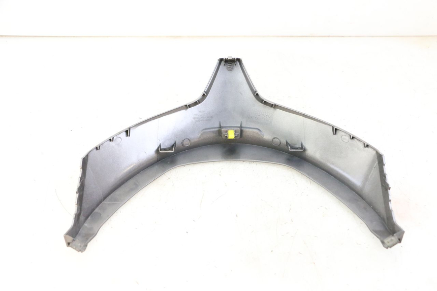 photo de ONDERSTE ACHTERKAP VERBINDING HONDA FORZA ABS 300 (2013 - 2017) - Technische close-up