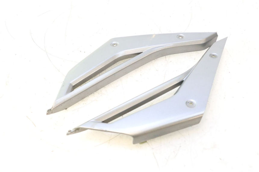 photo de ONDERSTE ACHTERKAP VERBINDING GILERA GP 800 (2007 - 2013) - Hoofdaanzicht