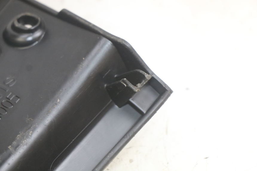 photo de ONDERSTE ACHTERKAP VERBINDING PIAGGIO MP3 LT 400 (2007 - 2012) - Detail van het onderdeel