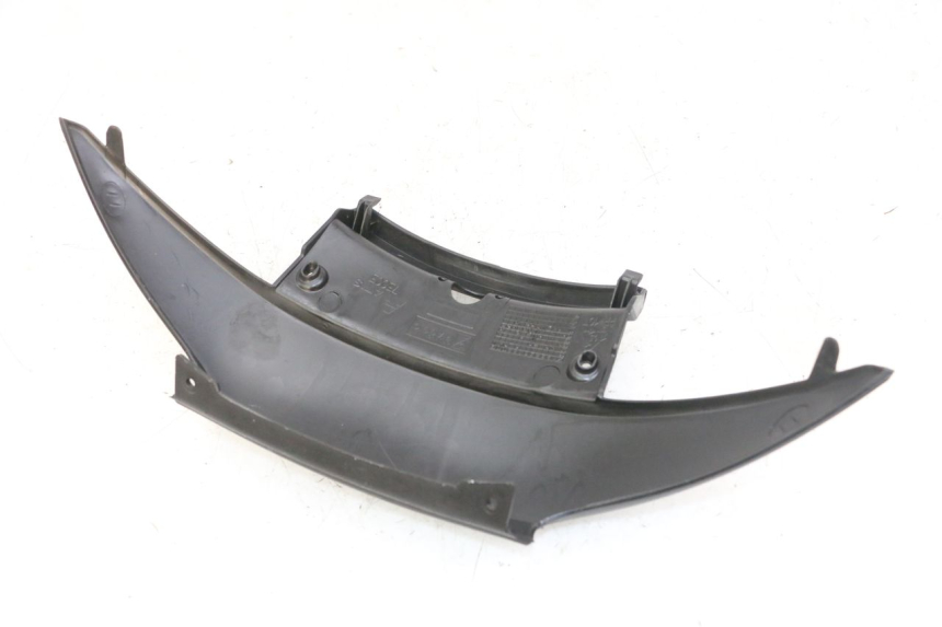 photo de ONDERSTE ACHTERKAP VERBINDING PIAGGIO MP3 LT 300 (2010 - 2016) - Technische close-up