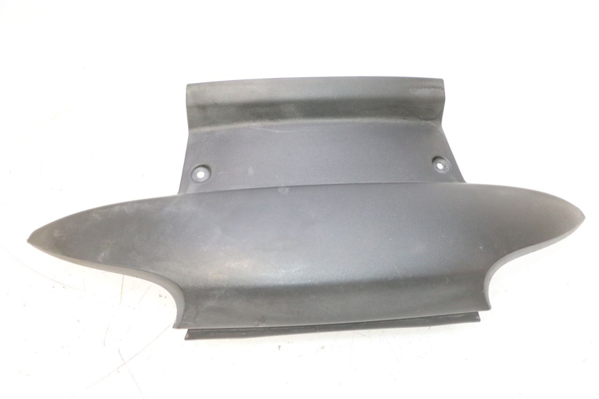 photo de Achterste onderste kuipverbinding PIAGGIO MP3 125 (2006 - 2014) - Detail van het onderdeel