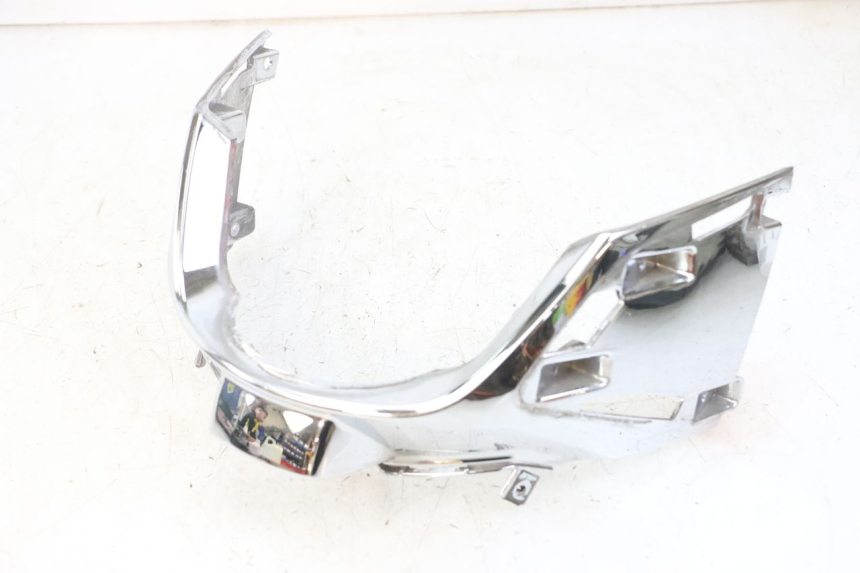 photo de ONDERSTE ACHTERKAP VERBINDING KYMCO LIKE 4T 50 (2019 - 2025) - Bevestigingspunten