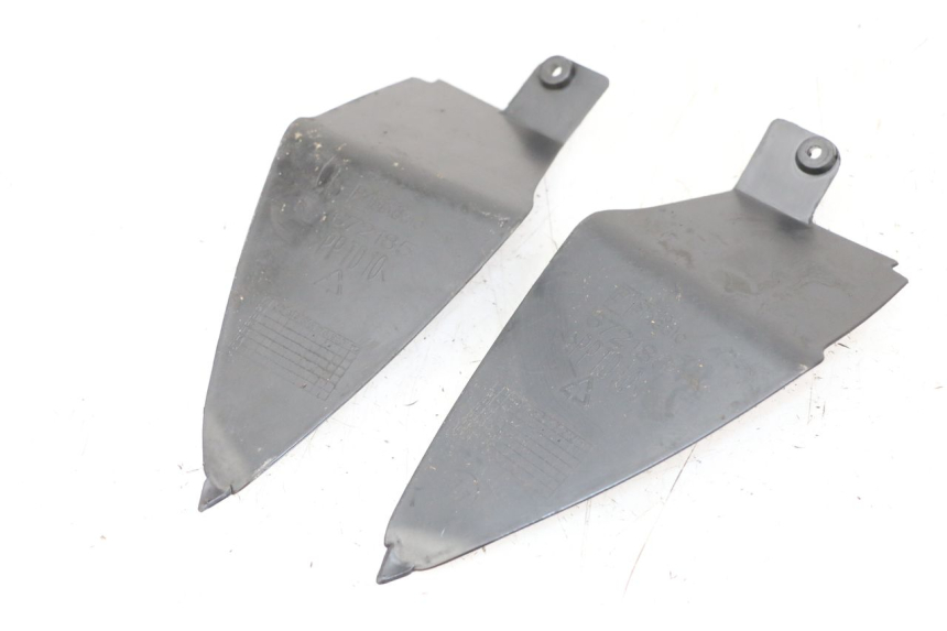 photo de ONDERSTE ACHTERKAP VERBINDING PIAGGIO NEW TYPHOON 50 (2010 - 2017) - Detail van het onderdeel