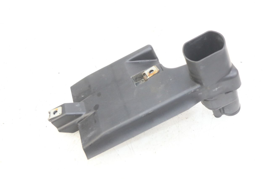 photo de ONDERSTE ACHTERKAP VERBINDING APRILIA SCARABEO 100 (2003 - 2012) - Andere kijkhoek