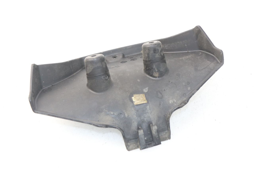 photo de ONDERSTE ACHTERKAP VERBINDING TRIUMPH SPRINT ST ABS 1050 (2005 - 2007) - Zoom op gebruiksstaat