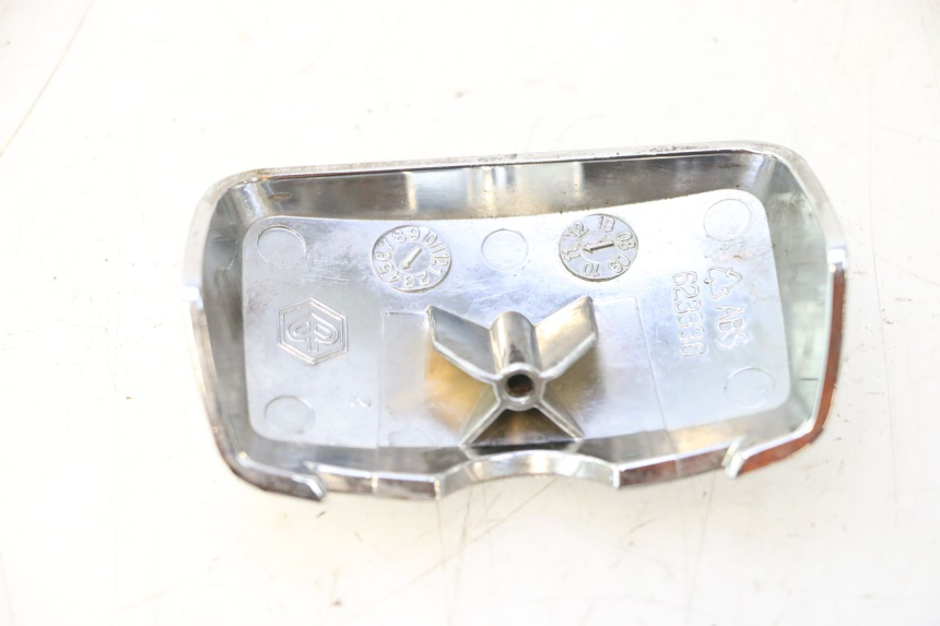 photo de ONDERSTE ACHTERKAP VERBINDING PIAGGIO VESPA LX 2T 50 (2005 - 2013) - Detail van het onderdeel
