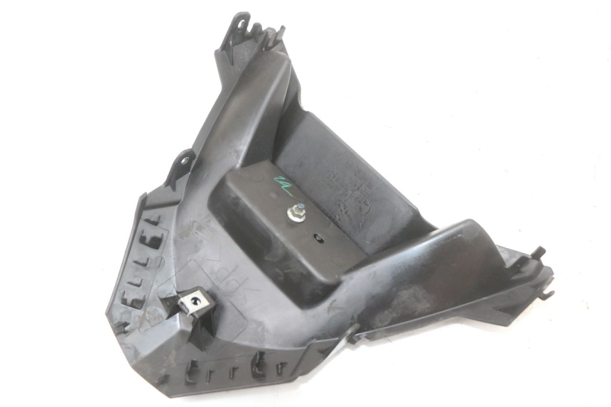 photo de ONDERSTE ACHTERKAP VERBINDING YAMAHA XMAX X-MAX ABS 125 (2017 - 2020) - Bevestigingspunten