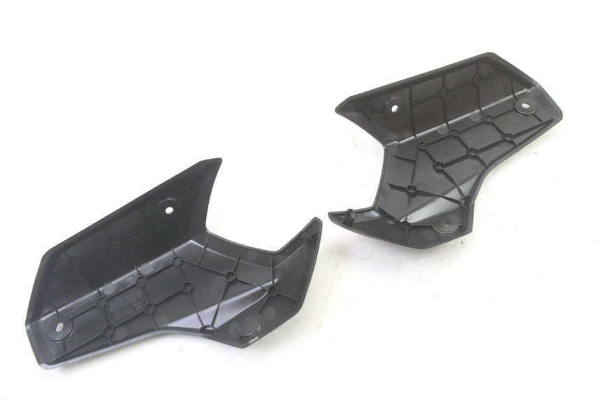 photo de ACHTERKAP VERBINDING PEUGEOT KISBEE 4T 50 (2018 - 2022) - Technische close-up