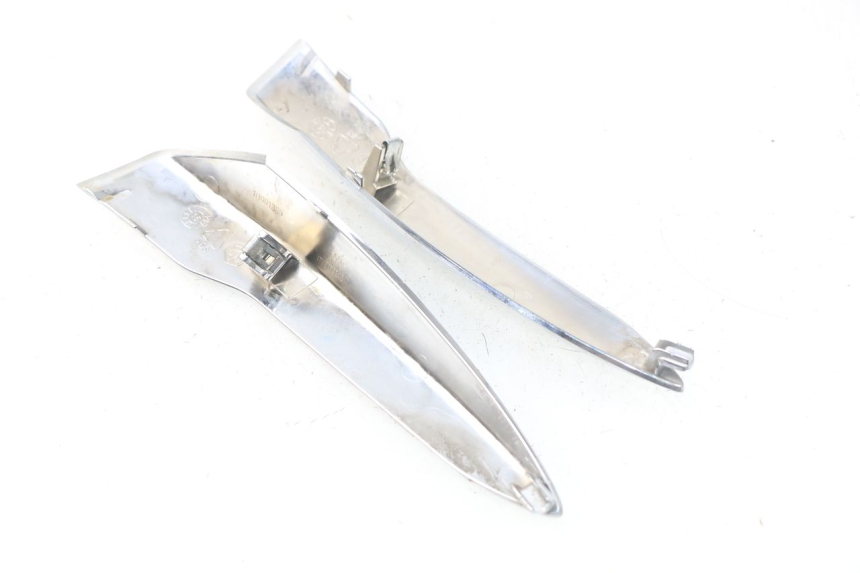 photo de ACHTERKAP VERBINDING PIAGGIO LIBERTY IGET 4T 50 (2015 - 2020) - Detail van het onderdeel