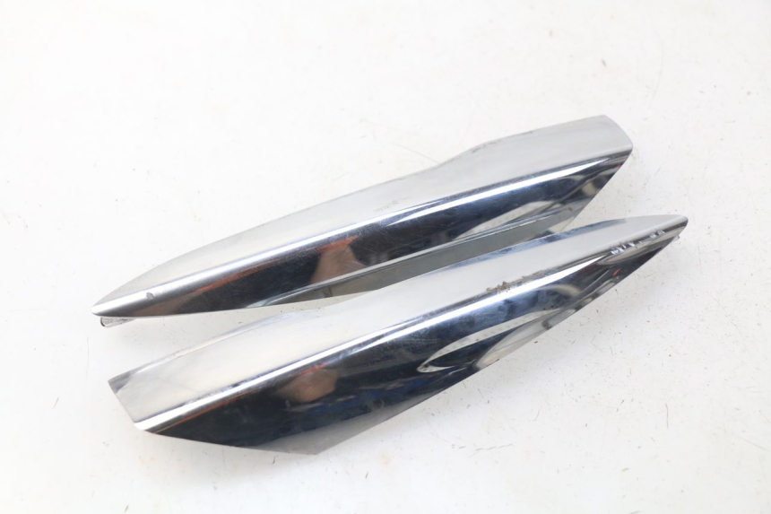 photo de ACHTERKAP VERBINDING PIAGGIO LIBERTY IGET 4T 50 (2015 - 2020) - Zoom op gebruiksstaat