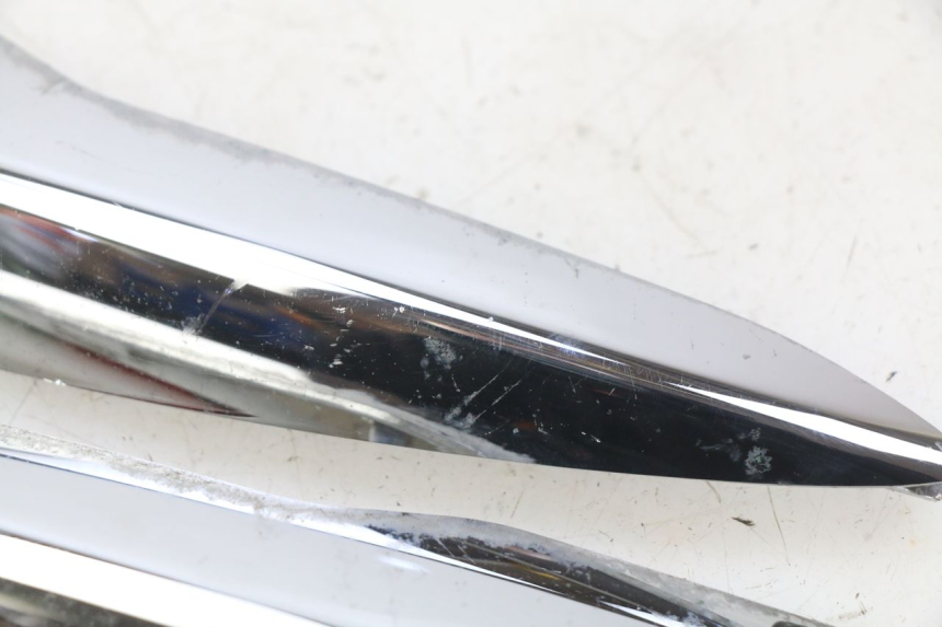 photo de ACHTERKAP VERBINDING PIAGGIO LIBERTY IGET 4T 50 (2015 - 2020) - Zoom op gebruiksstaat